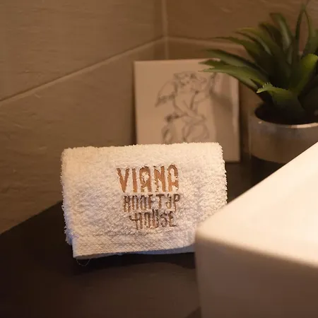 Viana Rooftop House - In The Historic Center With River View