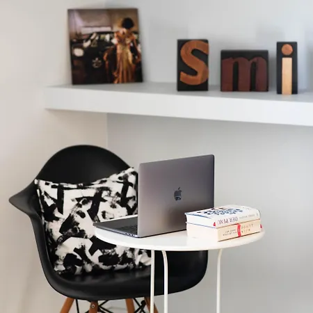 Viana Rooftop House - In The Historic Center With River View