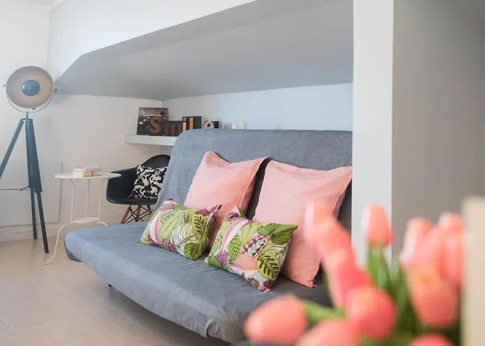 Viana Rooftop House - In The Historic Center With River View *