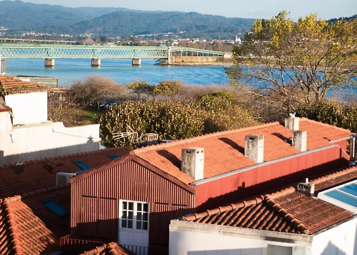 Viana Rooftop House - In The Historic Center With River View *