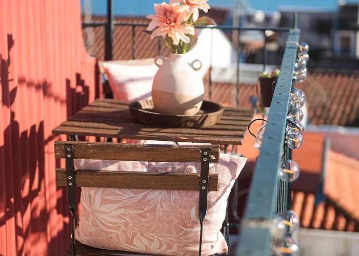 Apartament Viana Rooftop House - In The Historic Center With River View *