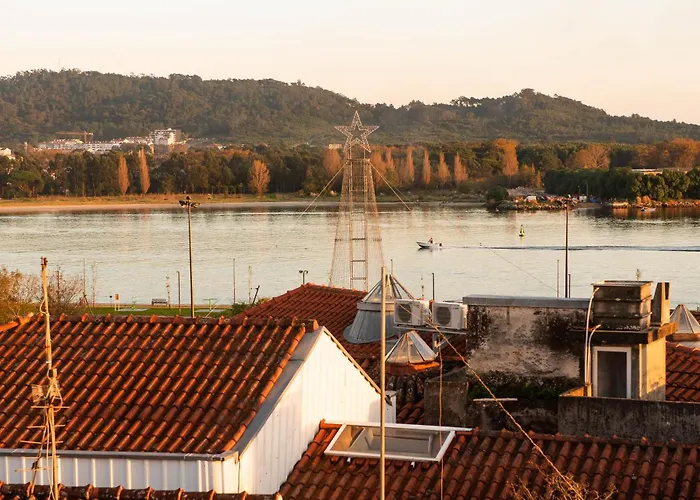 Lägenhet Viana Rooftop House - In The Historic Center With River View
