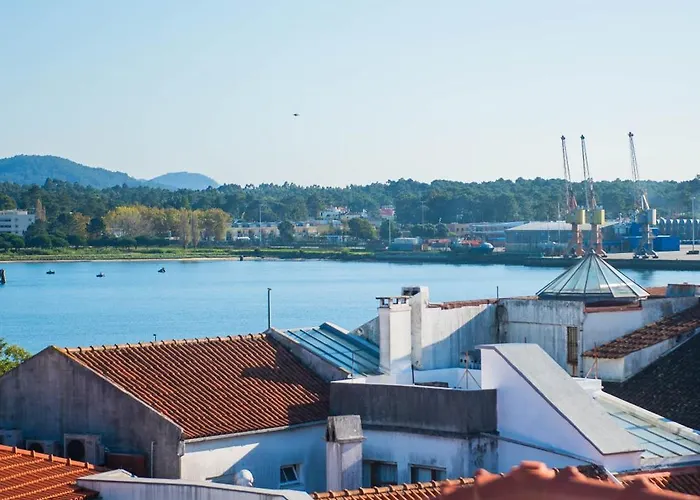 Viana Rooftop House - In The Historic Center With River View Viana do Castelo